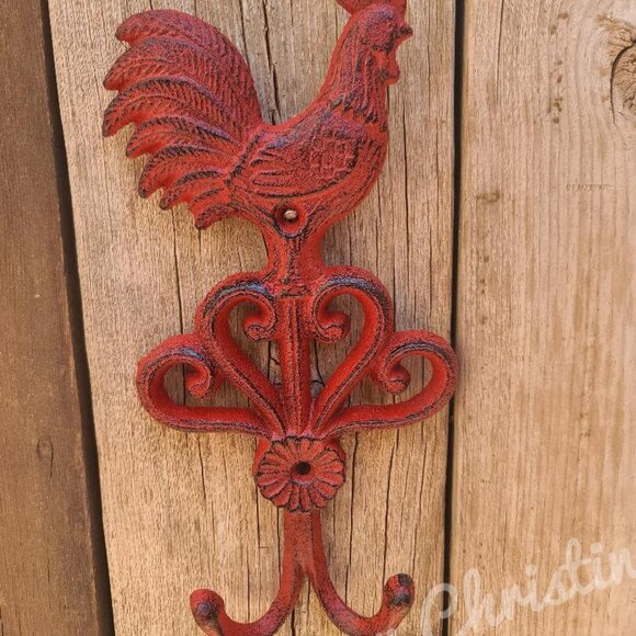 Distressed Red Rooster Cast Iron Hook - Picture 6 of 6